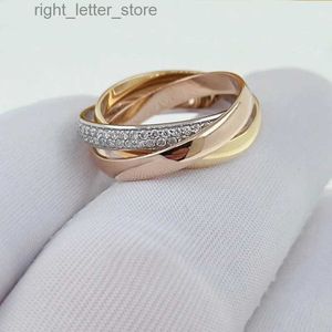 Pierścień Solitaire 925 Sterling Srebrny Wysokiej jakości Wykwintny diament TRICOLOR 3-w-1 pierścień dla kobiet Fashion Classic Luksusowa impreza biżuterii Prezent YQ231207