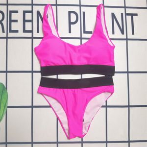 Luksusowy projektant nowy list bikini wydrukowany strój kąpielowy Summer Beach Swimming Swimsut Modny seksowny zestaw kobiet