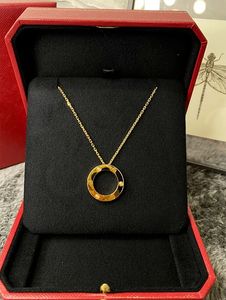 Luxusdesigner Halskette Liebe Anhänger Halsketten Mode Edelstahl Halskette Valentinstag Geschenke für Frau