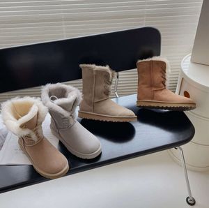 Tasarımcı Uggssy Boots Avustralya Tasman Terlik Tazz Bottes Boot Boot Bootes Avustralya Kadın Uzun Dantel Yukarı Avustralya Kış Sıcak Yüksek Kürle 9912ess