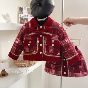 Set di abbigliamento Abiti invernali per ragazze Giacca imbottita in cotone Gonna Moda Coreana Neonata Abiti da principessa Set Feste di Natale Abiti per bambini 231207