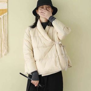 Kongmi Vintage Art New Slant Flap Light Down 코트 여성 겨울 짧은 느슨한 빵 과일 코트 공장 직접 판매