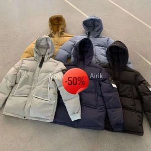 Sconto di Natale Felpe con cappuccio da uomo Felpe Designer Stone Down Pocket Jackets Island Jacket Parka Manica lunga Cerniera Badge Maglietta da uomo Cappotto casual Giacca a vento