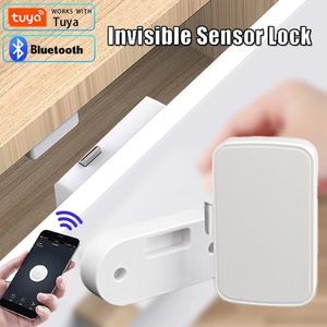Smart Lock Tuya Smart Lock Schedario per la casa Cassetto per mobili Serratura elettronica Serrature invisibili senza chiave Bluetooth senza fili per controllo APP 231206