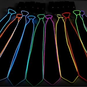 Cravatte Gemelli da uomo Cravatta luminosa Cravatta LED Neon luminoso Party Night Haloween Decorazioni natalizie Illuminano Decorazione DJ Bar Club 231206