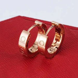 Orecchini a bottone di design in oro rosa 18 carati in acciaio al titanio per donne squisiti orecchini semplici e alla moda da donna, regali di gioielli, orecchini di lusso di gennaio