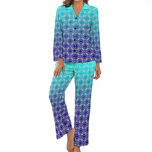 Kadın pijama iki tonlu pijama uzun kollu vintage baskı 2 adet estetik pijama setleri bahar kadınlar v boyun kawaii gece kıyafeti