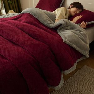 Coperte Elegante coperta in pile addensato soffice inverno caldo per divano letto singolo matrimoniale accogliente fodera reversibile in peluche in Borgogna