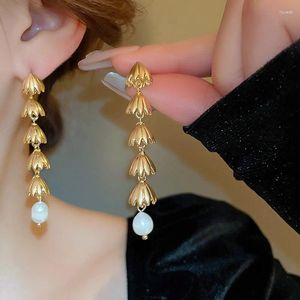 Orecchini pendenti medievali perla d'acqua dolce fiore in metallo nappa goccia per le donne gioielli vintage di lusso leggeri per feste