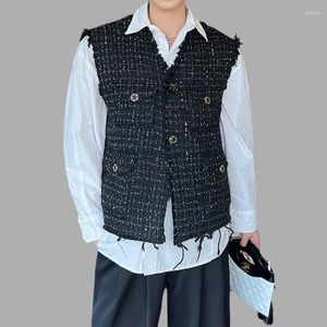 Gilet da uomo moda gilet in tweed scozzese decorazione bottoni scollo a V senza maniche uomo streetwear coreano elegante bordo in pelliccia gilet casual