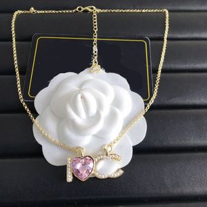Lyxdesigner halsband för kvinnor 18k guldpläterad korrekt varumärke logotyp mode smycken tillbehör present gåvor