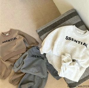 Yeni Moda Bahar Kış Kız Kızlar Giysileri Polar Sıcak Terzlendirme Çocuk Tasarımcıları Giysileri Sweatshirts Pantolon Bebek Giysileri Sporu Kıyafetleri54