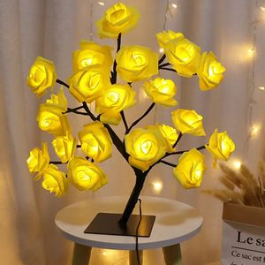 Oggetti decorativi Figurine Lampada da tavolo a LED con fiori di rosa USB Albero di Natale Lucine Luci notturne Casa Festa Matrimonio Camera da letto Decorazione Regalo per la festa della mamma 231207