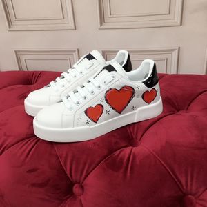 chaussures de créateurs femmes hommes sneaker en cuir véritable blanc graffiti baskets mode diamant bijoux décoration skateboard luxe décontracté chaussure plate course en plein air