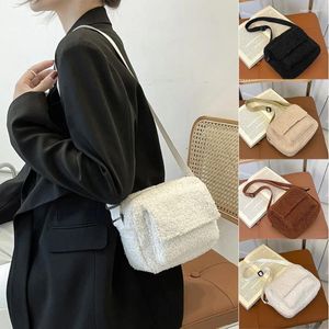 Sacos da noite Pequeno Matte Plush Tote para Mulheres Menina Designer Bolsa Outono e Inverno Moda Cor Sólida Fluffy Faux Fur Crossbody