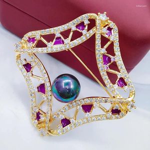 Brooches Unique Design Imitation Pearl & Colored Crystal Broches Vintage Bridal Sqaure Hollow Pin For Scarf Buckle Accessories