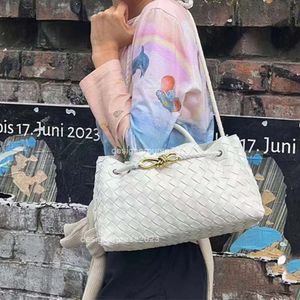 Bottegavenets Doğu/Batı Andiamo Ladies Bags Klasik Kaset Tasarımcı Çanta Tasarım Yeni Metal Tonga Deri Dokun