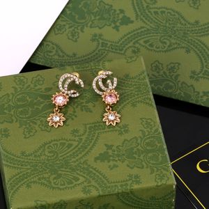Vintage Pearl Circle Studs Küpe G Gold Hoop Küpe Kulaklıkları Tase Takıları Kadın Parti Düğün Aşıkları için Hediye Kutu Seti