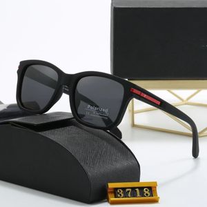 Designer solglasögon män kvinnor mode triangel logotyp lyx full ram solskade spegel polariserade UV400 -skyddsglasögon med låda