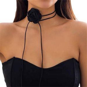 Romantische Gothic Big Rose Blume Schlüsselbein Kette Halskette für Frauen Damen Koreanische Mode Einstellbare Seil Choker Y2K Zubehör