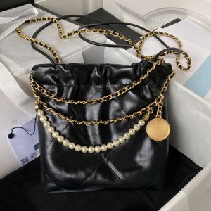10a Retro Mirror Quality Luxury Designers Mini Pearl Bags 22 Handväska 20 cm Shopping Calfskin quiltad Tote Black Purse Womens Shoulder Gold Chain Bag med Box6