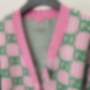 Women's Knits & Tees Designer Brand 1440350v Neck Long Sleeved Thousand Bird Plaid Knitted Cardigan 81D7 MX4N