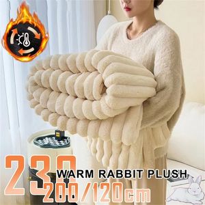 Blankets Winter Warm Blanket Rabbit Plush SkinFriendly Bedspread Solid Striped Throw Sofa Air Conditioning For Bedroom 231208