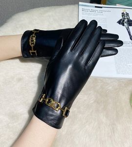 Women's Designer Gloves 100% Genuine Sheepskin Leather With Metal Logo Five Fingers Gloves Size M L For Winter Padded and Thickened Touch Screen Windproof Party Gift