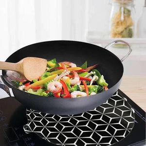 Table Mats Fireproof Silicone Induction Cooktop Mat Protection Baking Plate Protector Decoration Kitchen Accessories