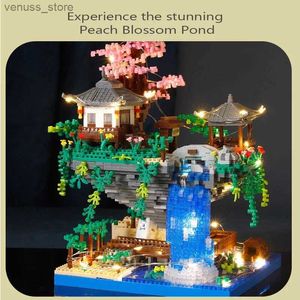 Block Ancient Architecture Peach Blossom Pond Castle Girl Building Block Assembly High Svårighet Barnleksak R231208