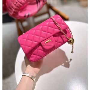 Chanelness Designer Omuz Çantası Mini Tasarımcı Crossbody Çanta Küçük Klasik Ball Small Ball Küçük Klasik Flep Luxurys Kadın Çantalar ve Çantalar