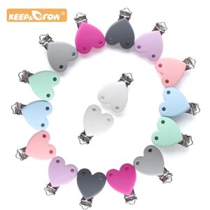 Massaggiagengive Giocattoli Keep Grow 20 pezzi Ciuccio a forma di cuore Clip in metallo Catena per dentizione sicura Succhietto per bambini Accessori fai da te Porta ciuccio anti-goccia 231208