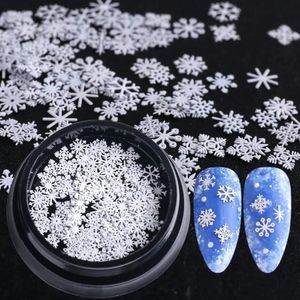 Nail Art Decorations 1Jar Mix Snowflakes Nail Glitter Sequins HollowOut Nail Arts Paillette Christmas White Snow Flakes Xmas Spangles Nail Supplies 231207