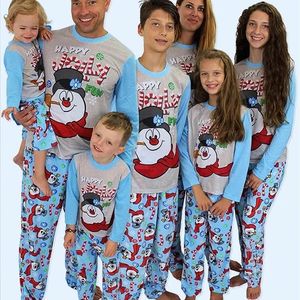 Abiti coordinati per la famiglia Natale Papà Mamma Figlia Figlio Indumenti da notte 2023 Top Pantaloni Pupazzo di neve Pigiama Set 231207