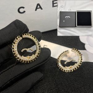 Elegant Womens Diamond Letter Earrings Classic Designer Hoop Earrings Boutique Wedding Birthday Jewelry Stud Black White Luxury Love Gift Earrings With Boxs
