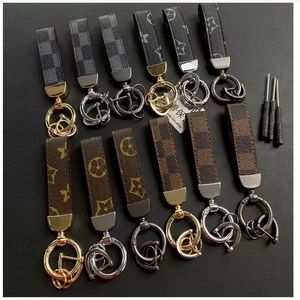 Kreativitet Presbyopia Print Car Keychain Bag Pendant Charm Jewelry Keyring Holder For Men Gift Fashion Pu Leather Flower Grid Desi323z