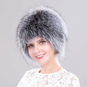 Beanieskull Caps icymi vinterhatt för kvinnor 100% naturlig silverpäls elastisk stickad fodrad mössa fluffig peruk real päls hatt kvinnliga öron varma mössor 231207