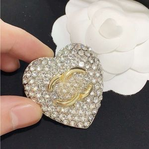 Designer Brooch Letter Love Brooch Full Diamond Flash Advanced Version Temperament Light Luxury Temperament Classic Fashion Versatile Women's Accessories