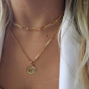 Pendanthalsband Vintage Alloy Double-Layer PaperClip Chain 26 Letters Golden Round Necklace For Female Temperament Charm smycken