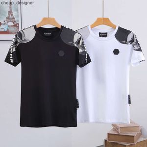 Plein Bear футболка для медвежьей футболка Mens Designer Tshirts Swinestone череп мужчина