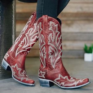 Boots Ladies Boot الكلاسيكية مطرزة على Western Western Boots Women Leather Cowgirl Boots Low Heel Shoes Knee Woman Boots 231207