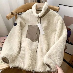 Cappotto casual in pile di agnello Giacca dal design caldo Marchio di moda francese per uomo e donna Luxury Plus Sport S Nuovo all'ingrosso 2 pezzi Sconto del 10%