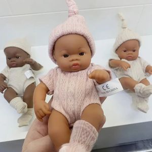 Dolls Black Reborn Silicone Baby Doll 20cm Toys Soft Touch Hög kvalitet för barn 231207