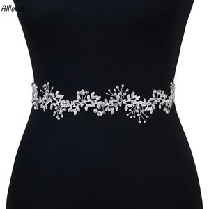 ゴージャスな真珠ラインストーンブライダルサッシュリボンクリスタルウェディングベルトウェディングイブニングドレスのためのシルバーサッシ装飾女性アクセサリージュエリーAL7854