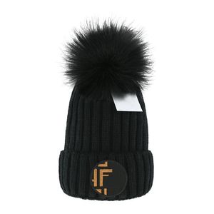 2023 Mens Inverno Cappello lavorato a maglia Designer di vendita caldi Beanie Womens Skull Caps Neve Cappelli caldi da viaggio Berretto da alpinismo FD3