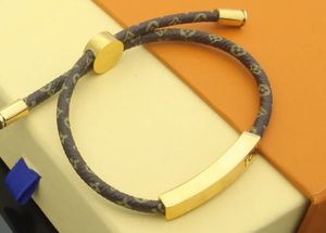 Luxuriöse Charm-Armbänder von höchster Qualität, Designer-Goldbuchstabe V, Presbyopia-Leder-Blockarmreifen für Herren- und Damen-Bijoux-Cjewelers. Originalverpackung