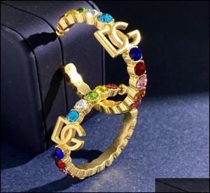 Studdamer designade örhängen studs g LettersColorf Crystal Pendants 18K Gold Plated Anti Allergy Womens Ear Clip Designer Jewelr Dhyfe1639865