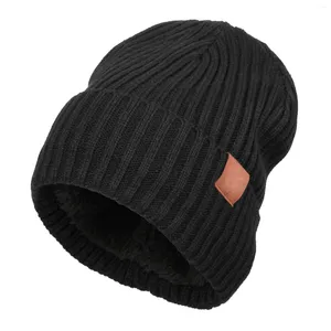 Basker mjuk fleece fodrad andningsbar vindtät lättvikt svart stickad keps män kvinnor beanie hatt hålla varma utomhussport gåva igång