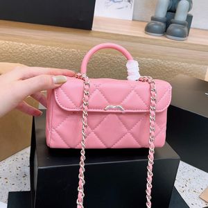 Women Designer Makeup Bag with Top Handle Leather Gold Metal Hardware Matelasse Chain 18x11cm Quilted Diamond Cosmetic Case Purse Vanity Box Shoulder Handbag