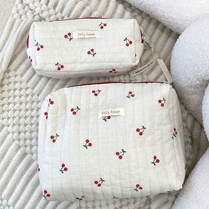 Sacs à cosmétiques rétro cerise pour femmes, Design mignon, trousse à crayons pour filles, grande pochette, sacs à main en coton matelassé, sac de rangement de voyage pour dames